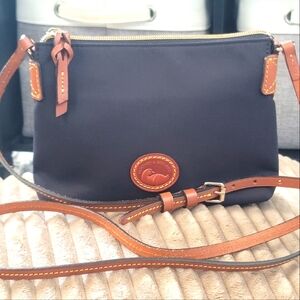 NWOT Dooney & Bourke Crossbody